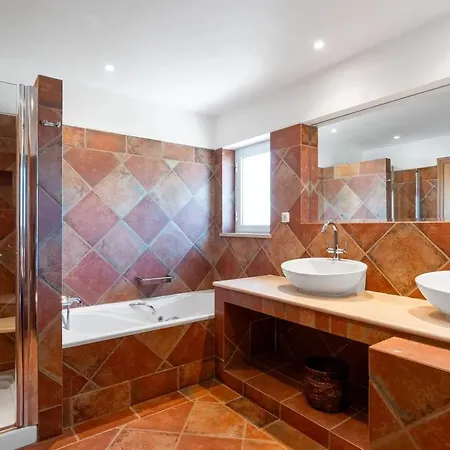 公寓 Luxury Ocean 4 Beds , 5 Baths ,wifi