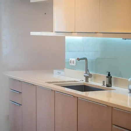 公寓 Luxury Ocean 4 Beds , 5 Baths ,wifi 楼尔