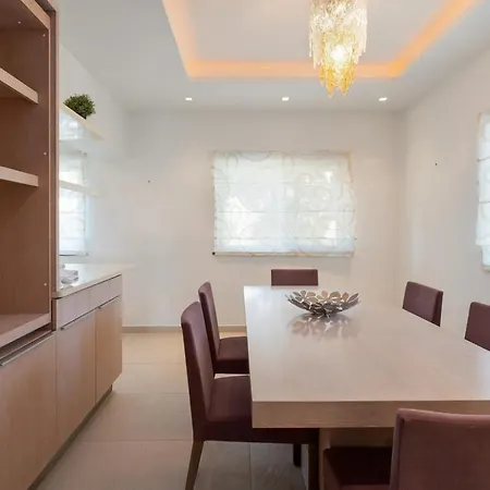 Luxury Ocean 4 Beds , 5 Baths ,wifi Apartment Loulé